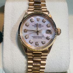 Rolex Datejust | 26mm | Fluted Bezel | White MOP Diamonds Dial