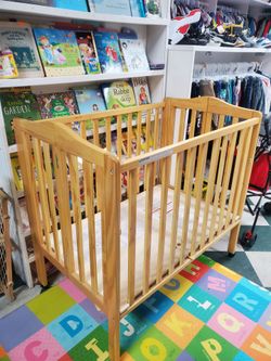 Foldable Mini Baby Crib
