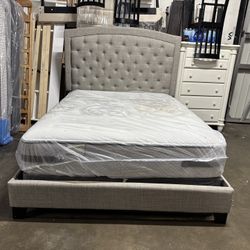 Queen Bed $280