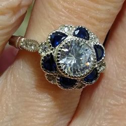Diamond 💎 💙 Blue Sapphire 😍🆕 In Box Ring 💍 SIZE 6!