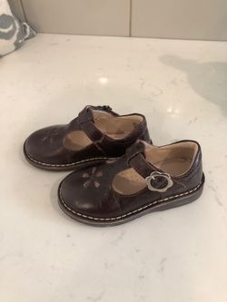Girls kids leather Mary Jane brown shoes size 9 or UK 26