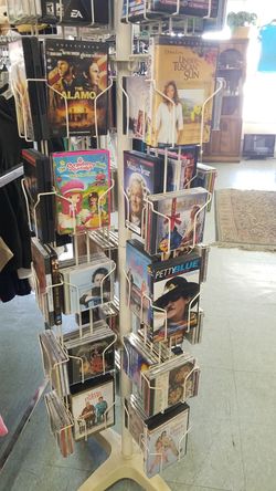 CDs / DVDs