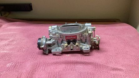 Edelbrock 800CFM Carburetor