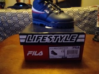 Fila WeatherTech Sz 13 Kids $30 Brand New 