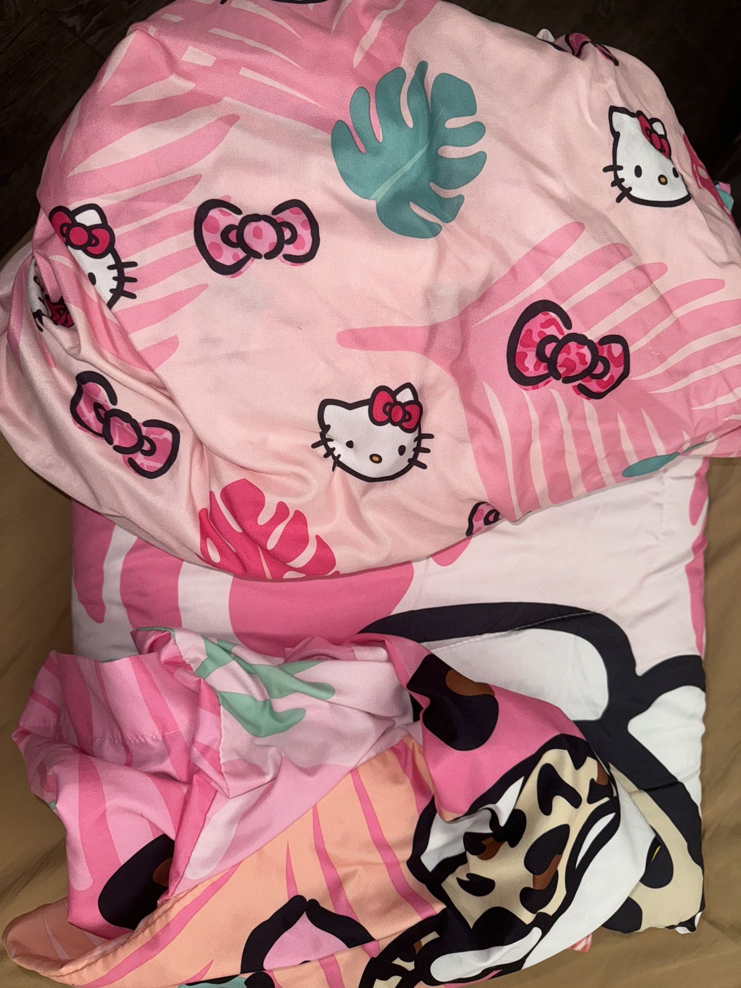 Hello Kitty FULL Size Bed Set