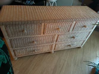 Wicker dresser with mirror vintage