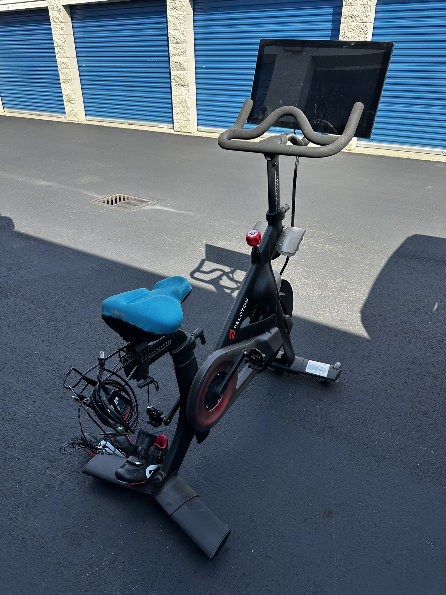 Peloton Model PLIN- RBIVO - Price: $700