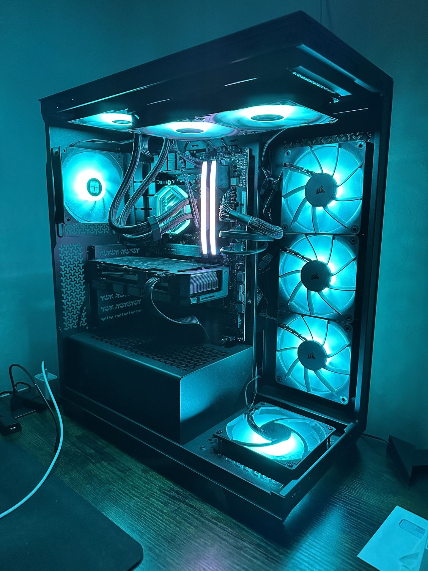 High End Gaming Computer With RTX4070