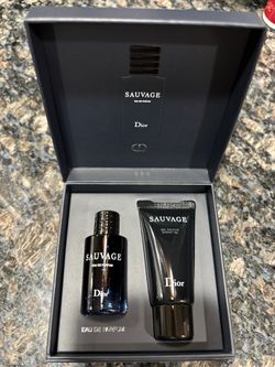 NEW CHRISTIAN DIOR SAUVAGE MENS EAU DE PARFUM MINI GIFT SET $25!