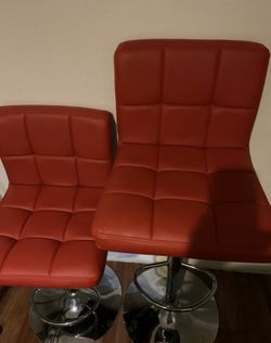 New bar stools in box/ adjustable barstools