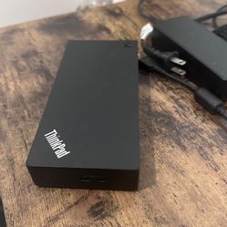 Lenovo ThinkPad Universal USB-C Dock