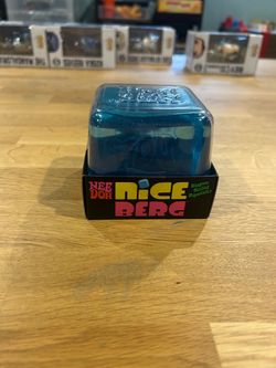 NeeDoh Nice 🧊BERG 🧊Squishy Toy limited amount‼️