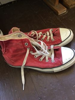Red hi top converse size 8