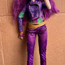 Disney Disney Descendants Doll