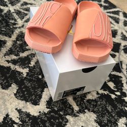 New Nola Jordan's Slides