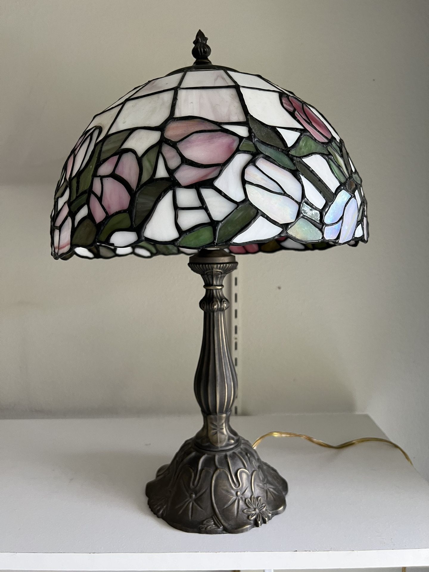 Tiffany Lamp Style, Antique Vintage Table Stained Glass Lamp Tulips