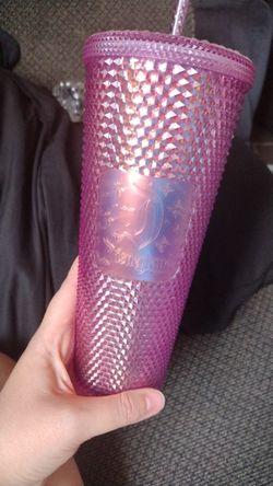 Starbucks Disneyland !