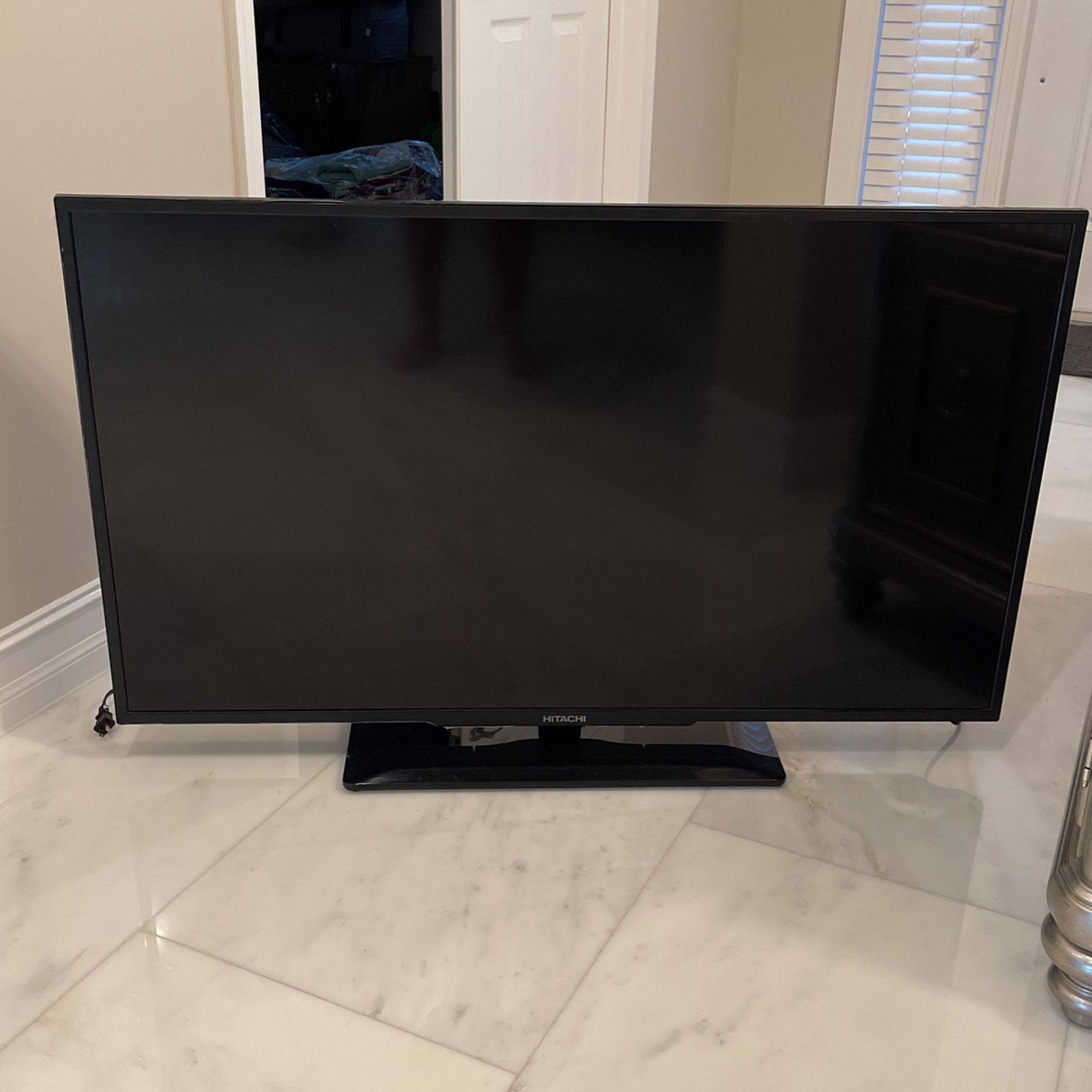 Hitachi 50in TV