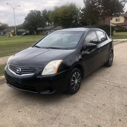 Nissan Sentra 2011 En Buenas Condiciones 136 Mil Millas Título Salvaje 