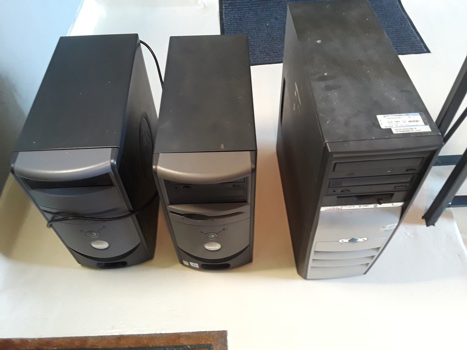 Three working computers with software hard drive Etc cheap