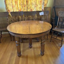 Oak Turned 5 Legged Table With 3 Leaves
