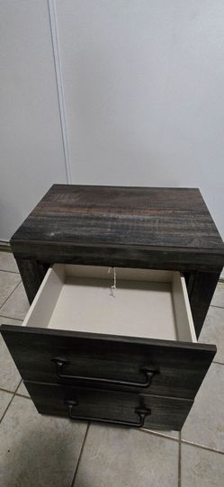 One night stand with 2 drawer