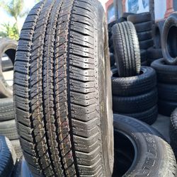265/70/17 BRIDGESTONE (4 GOOD USED TIRES )
