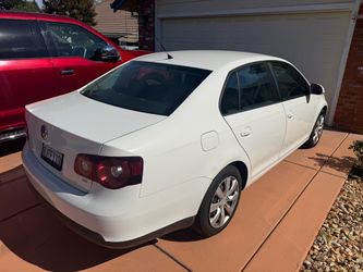 2010 Volkswagen Jetta S.  clean title, 120k miles