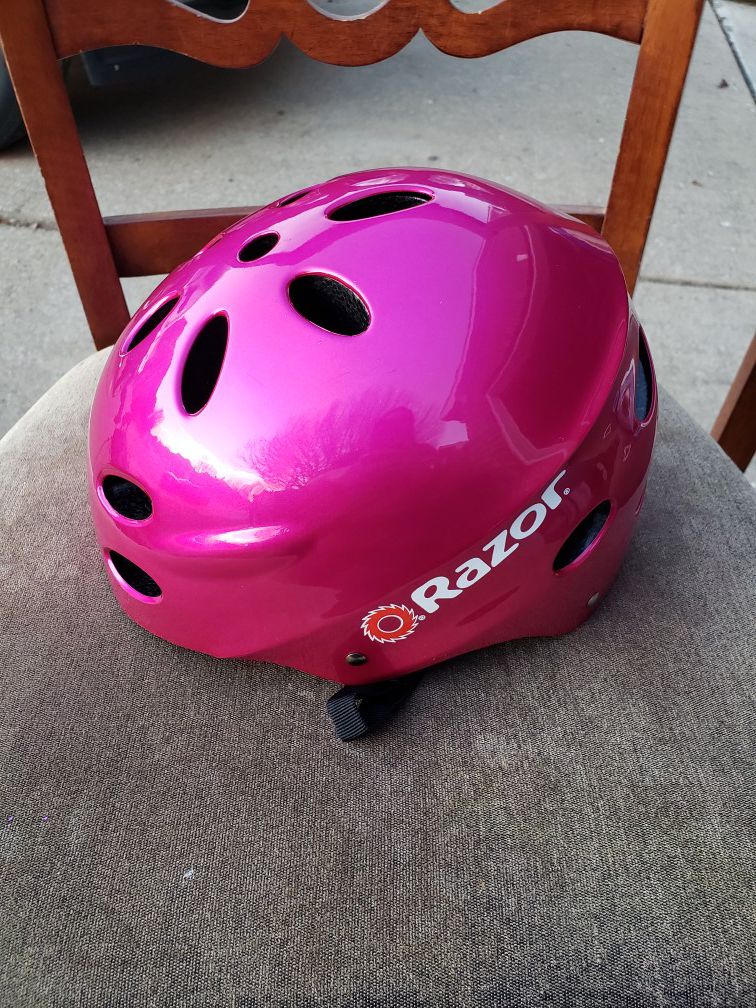girls' bike helmet and pads set
