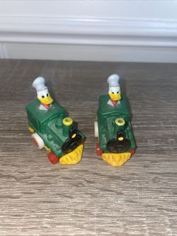 Lot 2 1988 Disney Mickey's Birthdayland Donald Duck Pull Back Train McDonald's