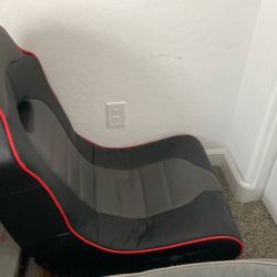 Roll Speak Chair Thing
