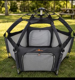 New Yep Hho portable playpen for indoor/outdoor