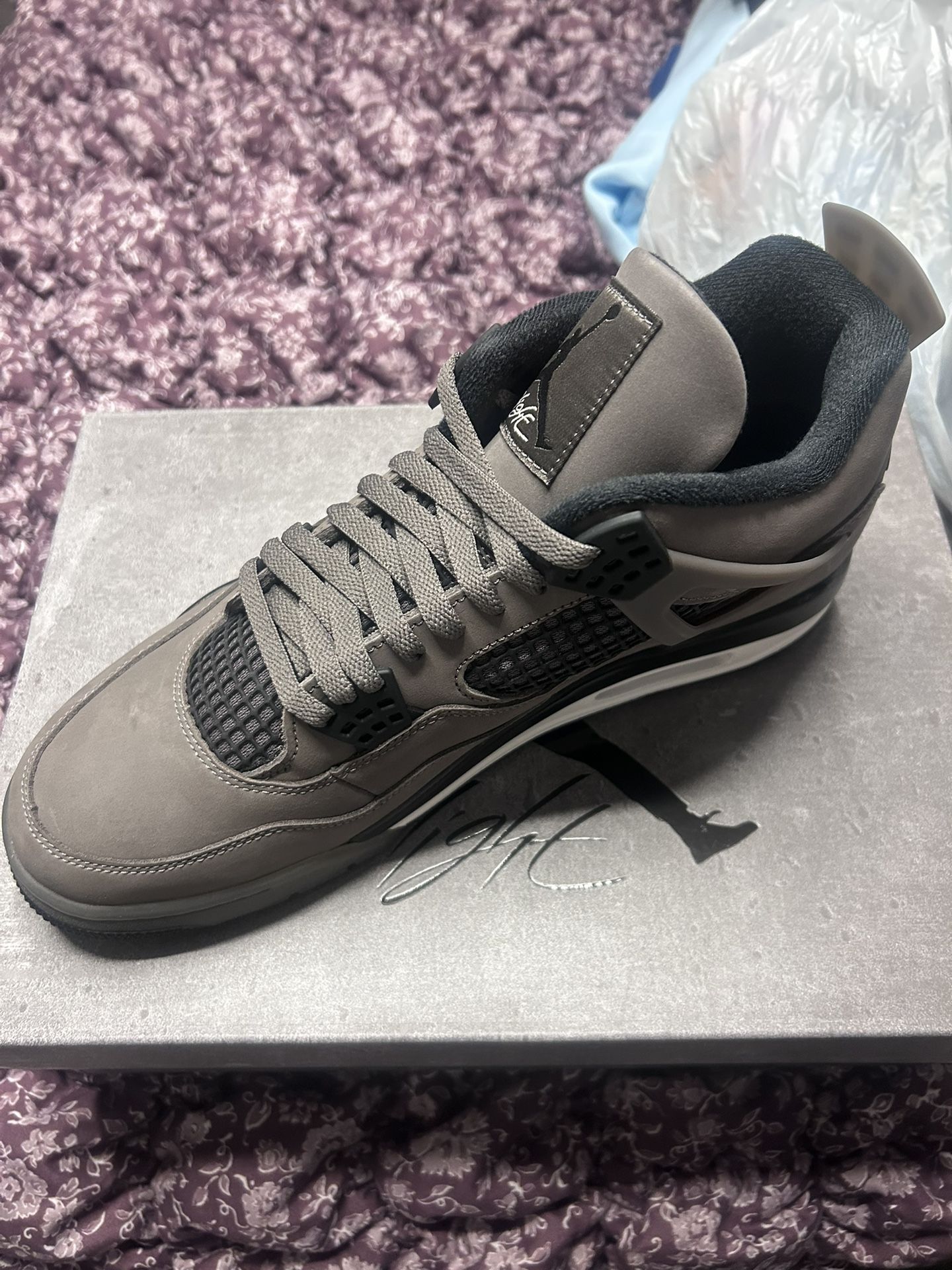 Jordan 4s