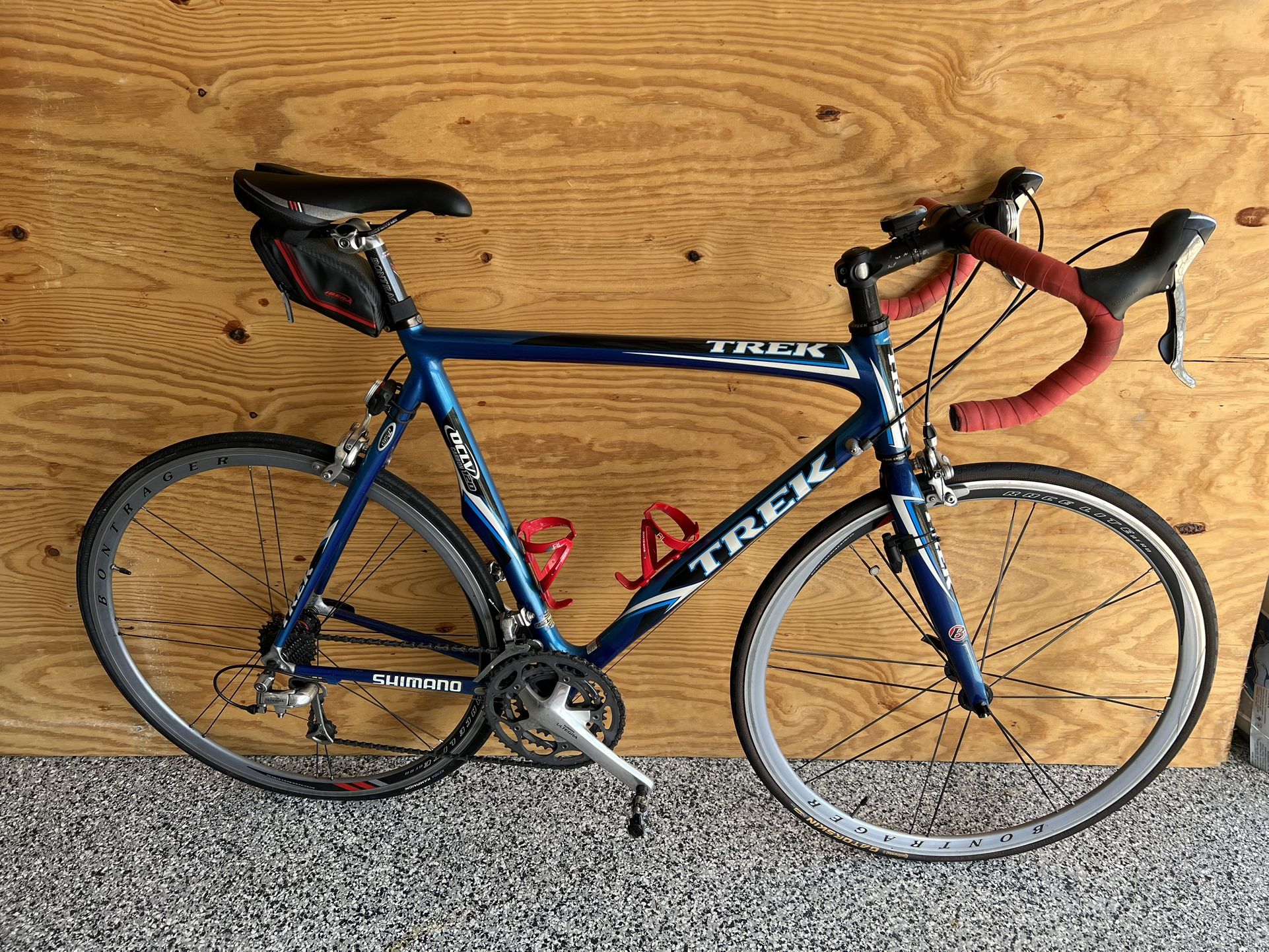 2006 60CM Trek Madone Carbon Fiber Road bike
