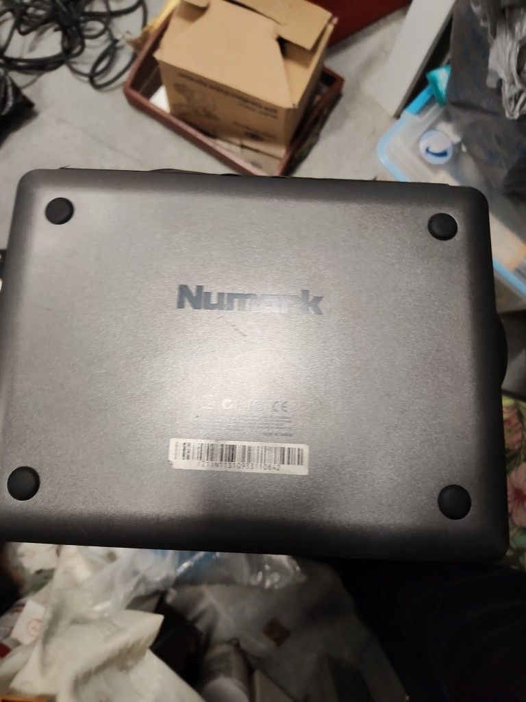 Numark Mini 10inch Tablet Mixer Classic  