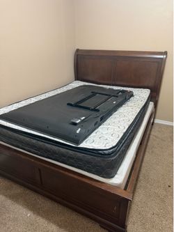 Queen Size Sleigh Bed Frame – 66” x 88”