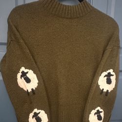 Pre Owned ULTRA FLIRT Color: Olive Green Sheep Pattern Size XS Runs Like Size Small 