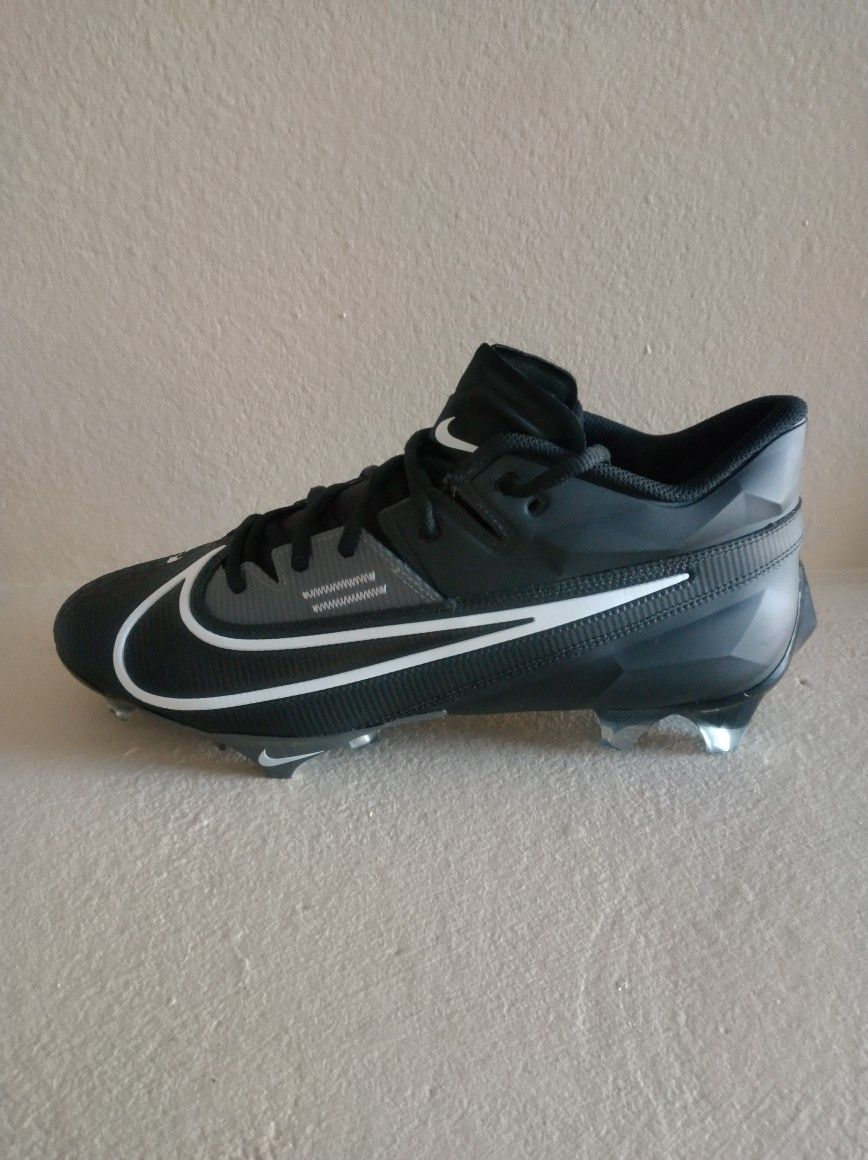 Nike Vapor Edge Elite 360-2 Football Cleats Black/White Sizes 12/13.