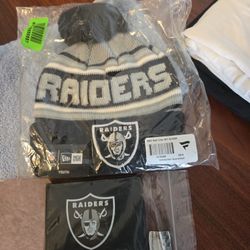 Brand New Raiders Beanie And Wallet