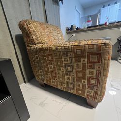 Accent Sofa  Chair
