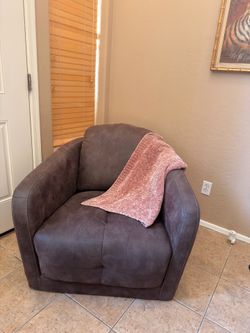 Brown accent chair