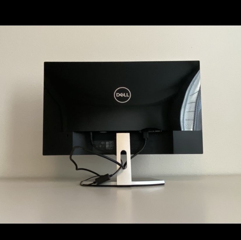 Dell Monitor 23” (S2319nx)