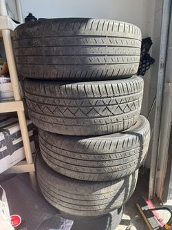 245/55/R/20  Tires With 80% Thread Left On Them. 