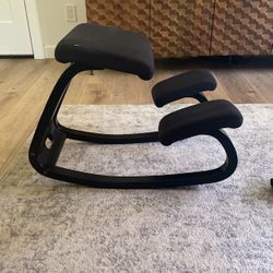 Varier Balans Kneeling Chair 
