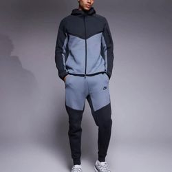 Nike Tech Fleece Hoodie And Pants