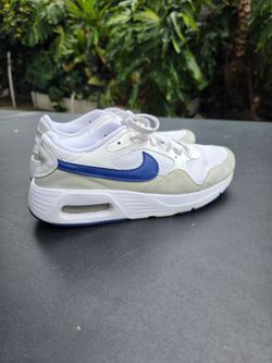 NIKE  AIR MAX
