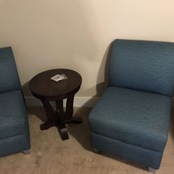 Stuffed chairs With Scotch Guard Fabric