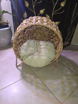 Light Brown Elevated Wooden Nesting Cat Bed with Pillow