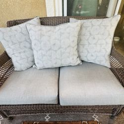 Outdoor Patio loveseat 