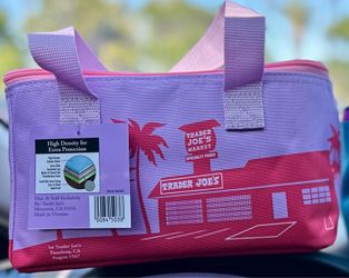 Trader Joe’s Mini Insulated Bag - Lavender/Pink